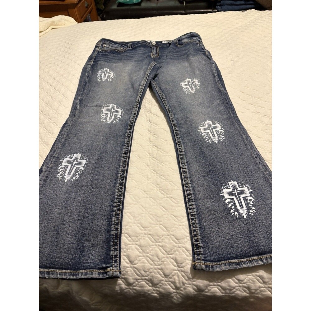 DayTrip Virgo Boot Cut Womens 38R Jeans Skull/ Cross-Cotton Blend *MUST SEE* 38R